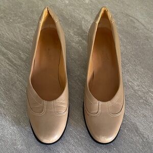 Hermes Tan Women's Loafers